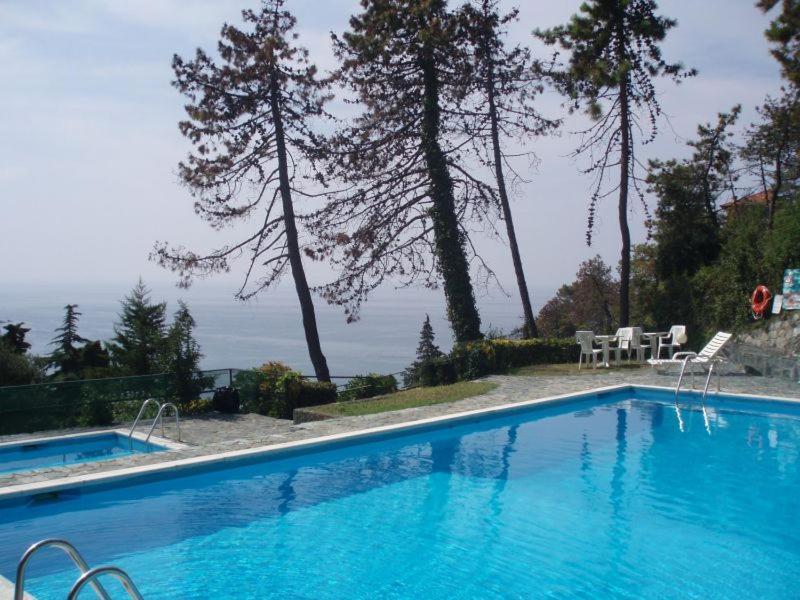 Elegant And Sea View Excelsior Apartment Levanto Exterior photo